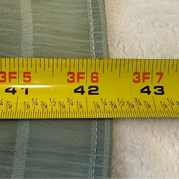 EUC Love Olive Co Green Plaid Mock Neck Short Sleeve Midi Dress - Picture 9 of 9